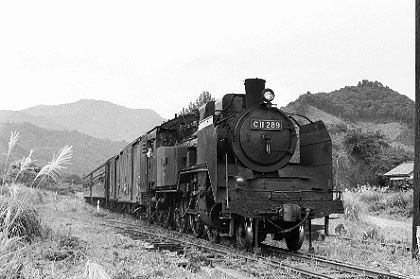 s15021.jpg (33667 oCg)